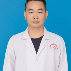 何鹏